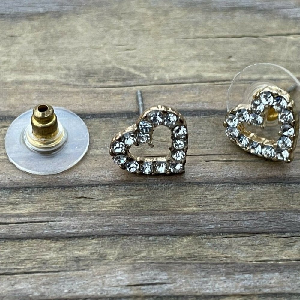 Betsey Johnson Earrings Valentines Day Gift Heart shape Earring Crystal Accent - Picture 6 of 12